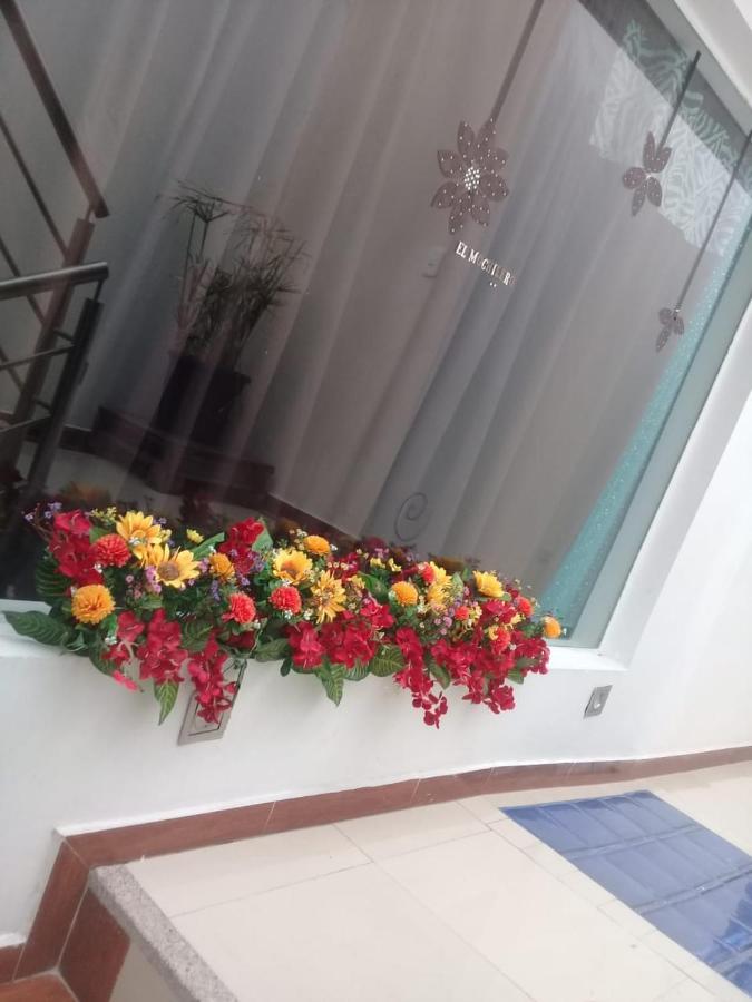 El Mochilero Vandrarhem Riobamba Exteriör bild