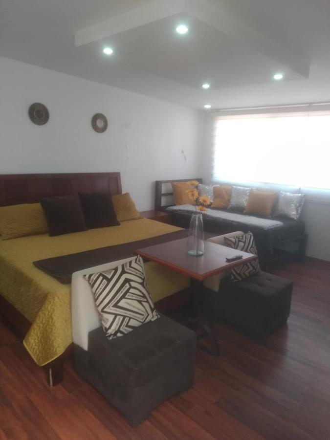 El Mochilero Vandrarhem Riobamba Exteriör bild